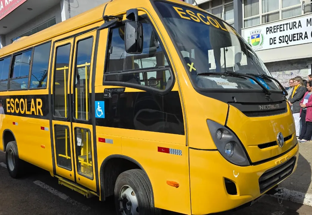Siqueira Campos recebe mais um ônibus escolar 0 km!