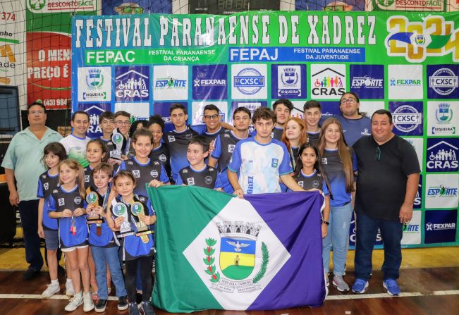 Sucesso do Festival Paranaense de Xadrez em Siqueira Campos